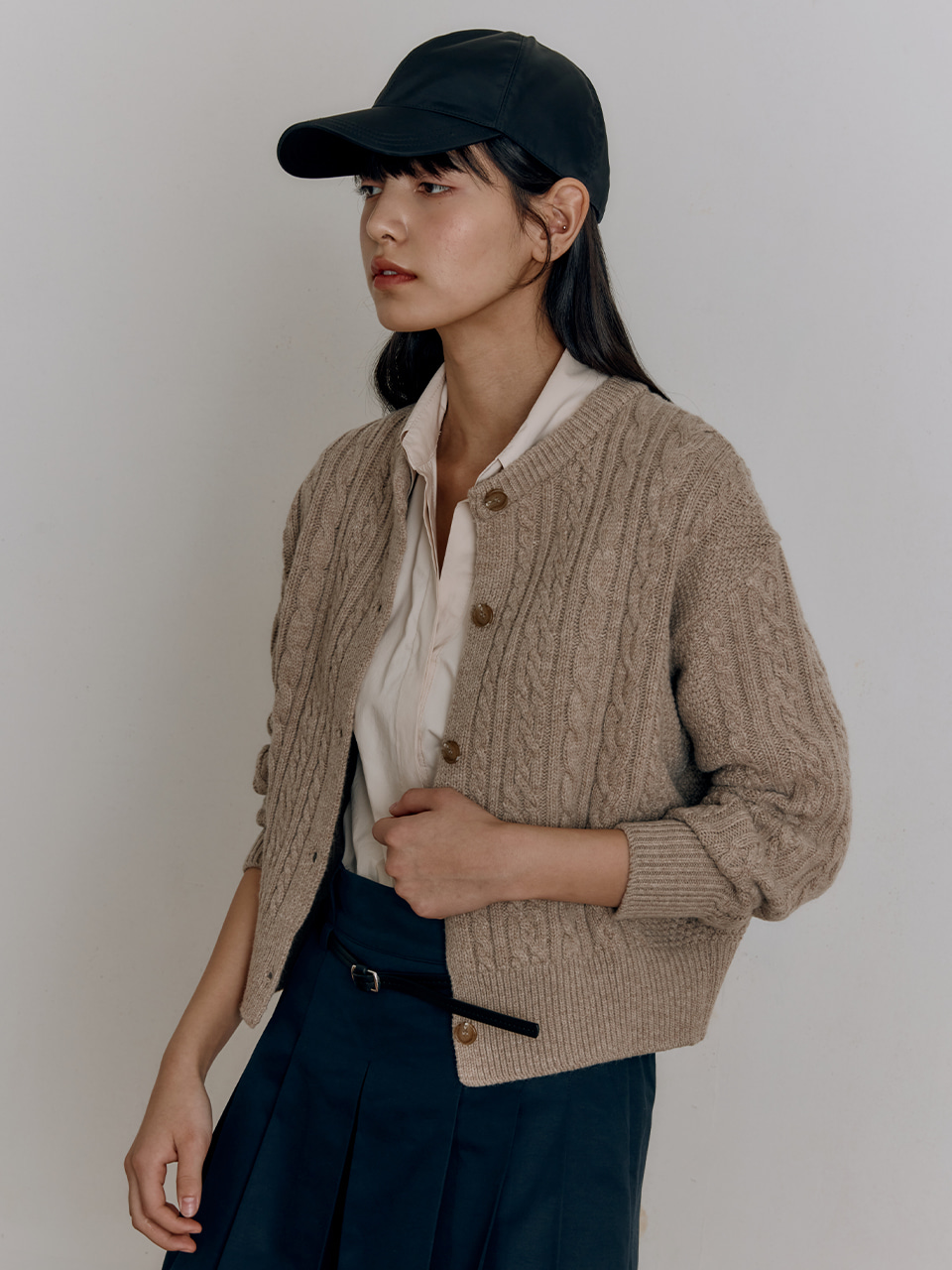 HACIE - WOOL CABLE KNIT CARDIGAN [3컬러]